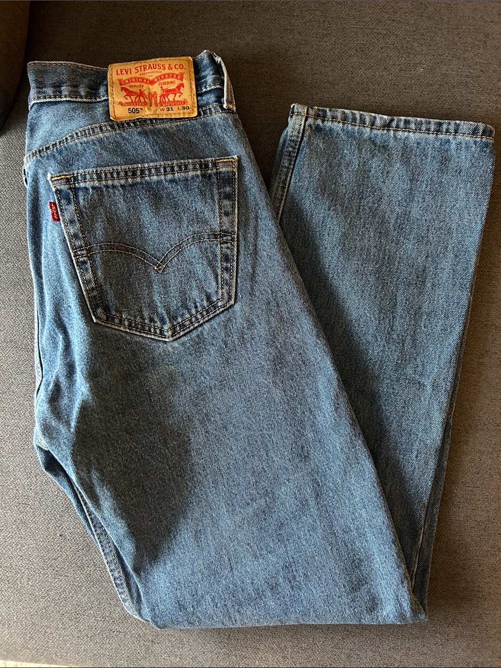 Levi's Men's Relaxed Jeans in Light Blue Denim